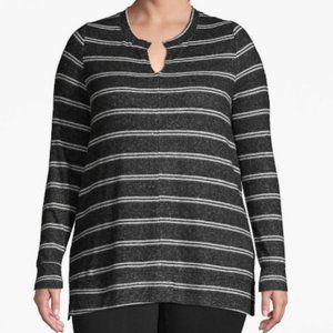 Lane Bryant 26/28 active black striped tunic plus